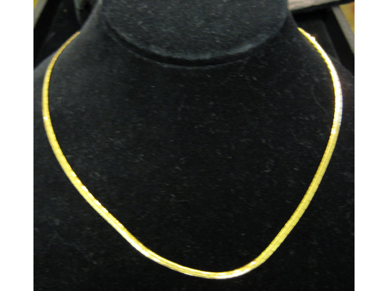 Appraisal: K GOLD CHAIN k gold flat C link chain necklace