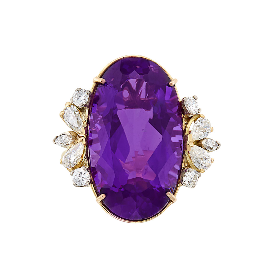 Appraisal: Gold Amethyst and Diamond Ring One oval amethyst ap cts