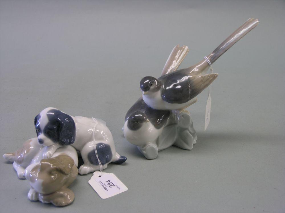 Appraisal: A Nao model of two dogs in