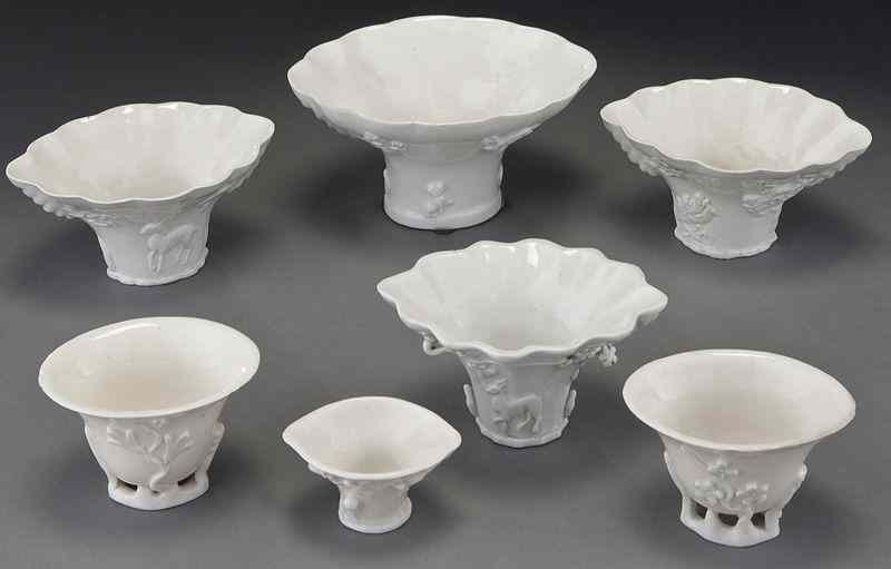 Appraisal: Chinese blanc de Chine rhino horn shapedporcelain libation cups Largest