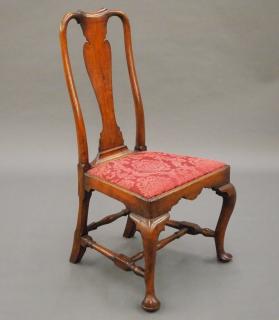 Appraisal: Boston Queen Anne sidechair An th century Boston Queen Anne