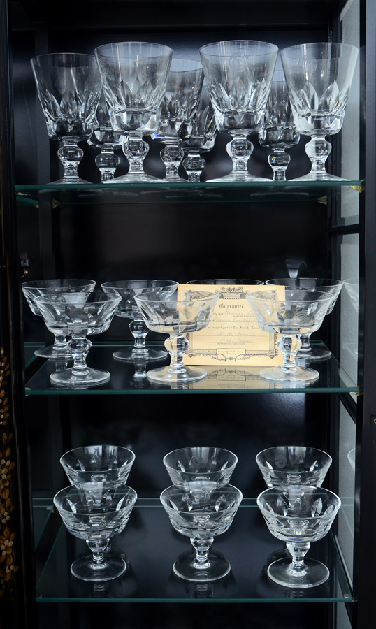 Appraisal: ST LOUIS FRENCH CRYSTAL IN THE JERSEY PATTERN pieces to