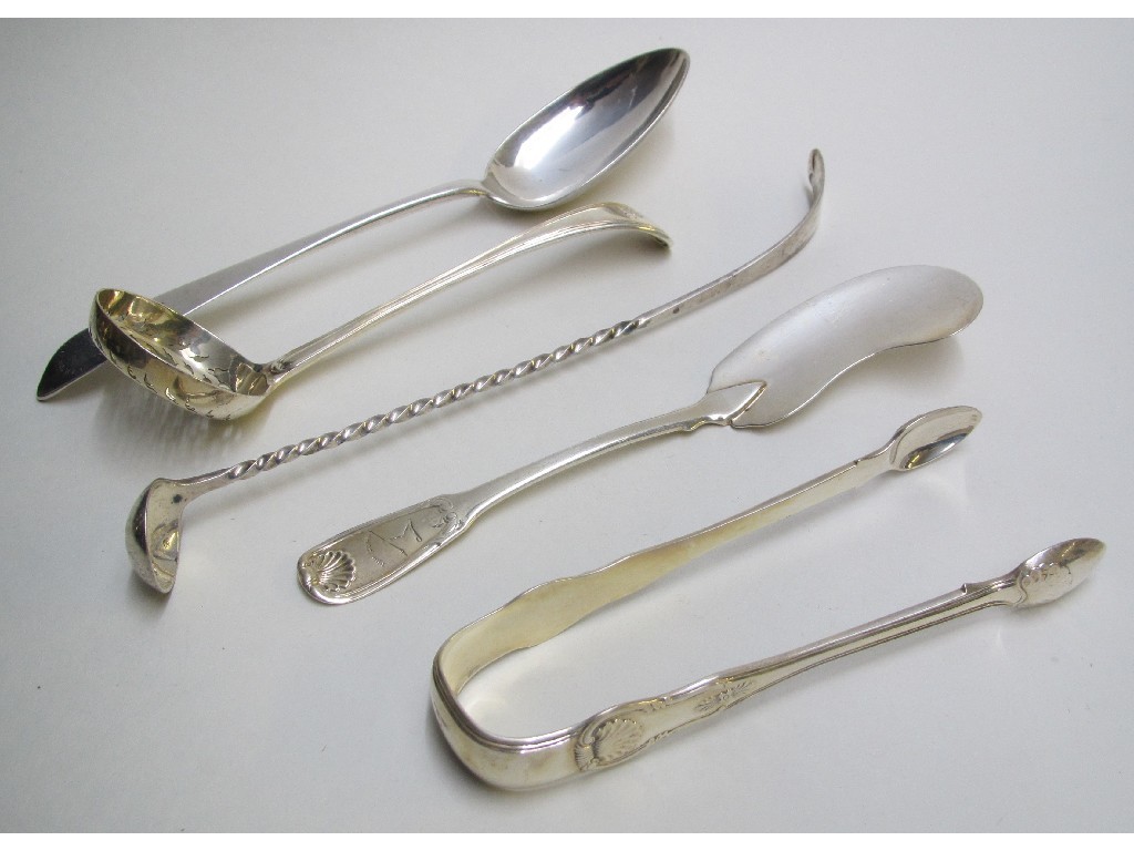 Appraisal: A George III silver spoon with motto Virtue Te Edinburgh