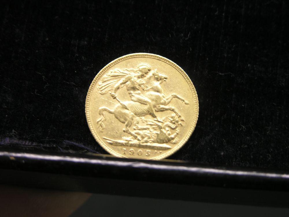 Appraisal: A gold sovereign -