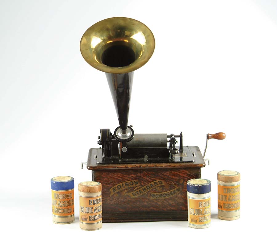 Appraisal: EDISON OAK STANDARD CYLINDER PHONOGRAPH Oak case with original decoration