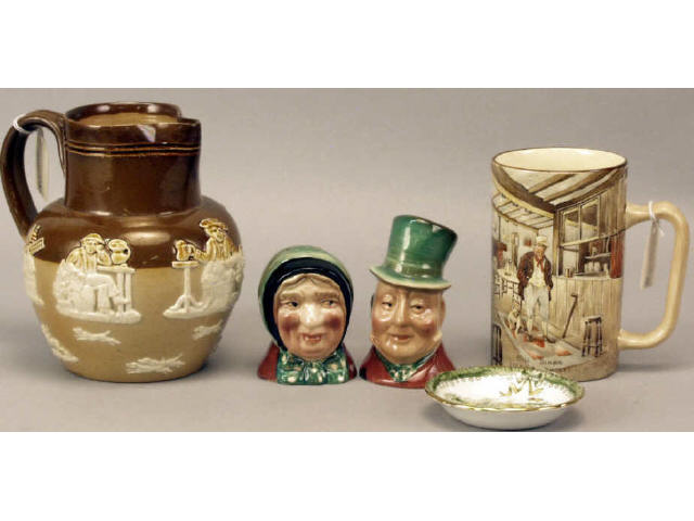 Appraisal: Collection of pieces including Beswick figural salt and pepper Doulton