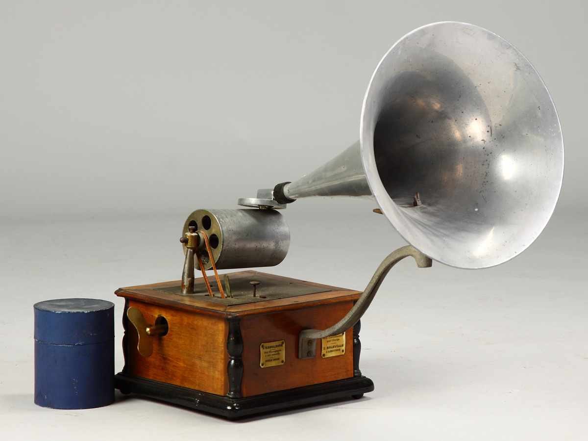 Appraisal: Excelsior Rare Model French Phonograph The same name but not