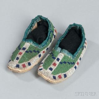 Appraisal: Sioux Beaded Hide Child's Moccasins c late th century slipper-style