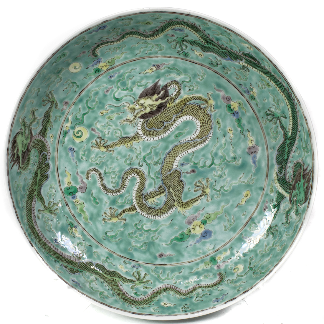 Appraisal: FAMILLE VERTE 'DRAGON' CHARGER Famille verte 'dragon' charger decorated with