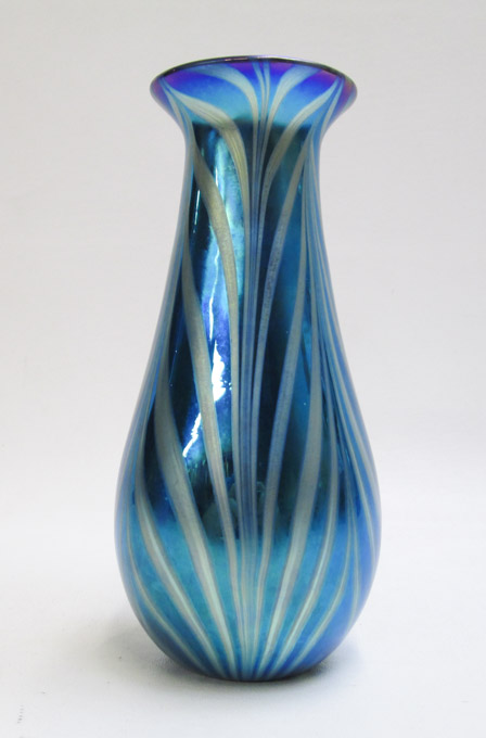 Appraisal: LUNDBERG STUDIOS IRIDESCENT ART GLASS VASE Royal Zebra design small