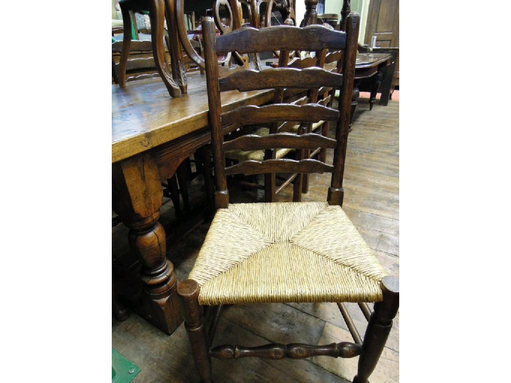 Appraisal: A good quality oak refectory table in the old English