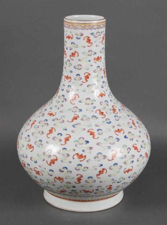 Appraisal: Chinese porcelain bottle-form vase Guang Xu fourth quarter- th century