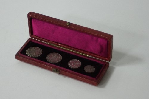 Appraisal: A set of Maundy money cased