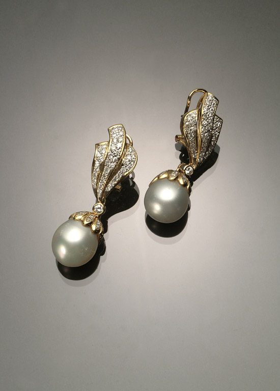 Appraisal: Pair of -Karat Yellow-Gold South Sea Pearl and Diamond Pierced