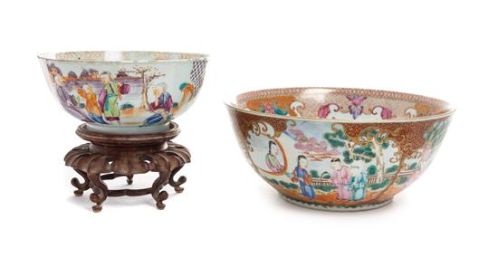 Appraisal: Sale Lot Two Chinese Export Porcelain Bowls each decorated with