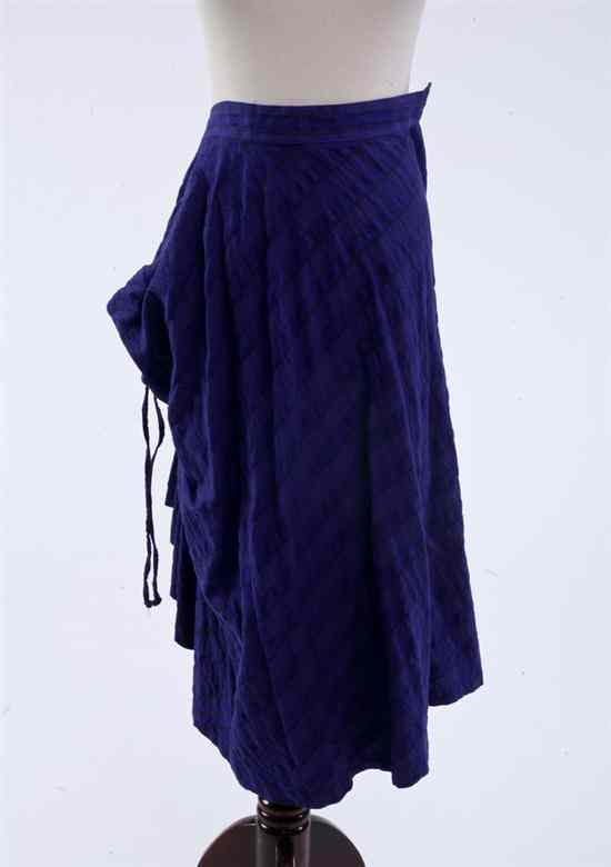 Appraisal: VIVIENNE WESTWOOD ANGLOMANIA PURPLE COTTON SKIRT size new condition Diagonal