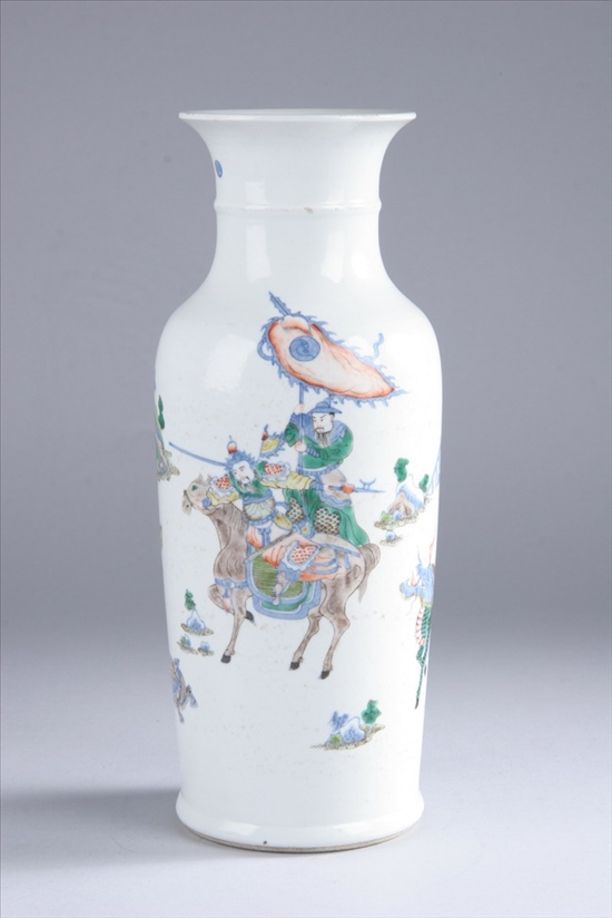 Appraisal: CHINESE FAMILLE VERTE PORCELAIN VASE Qing Dynasty late th early