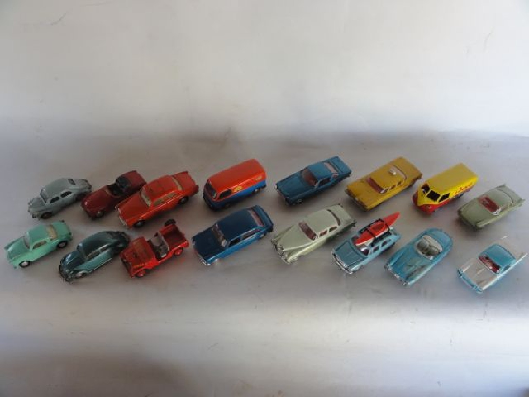 Appraisal: A collection of die cast model vehicles to include a