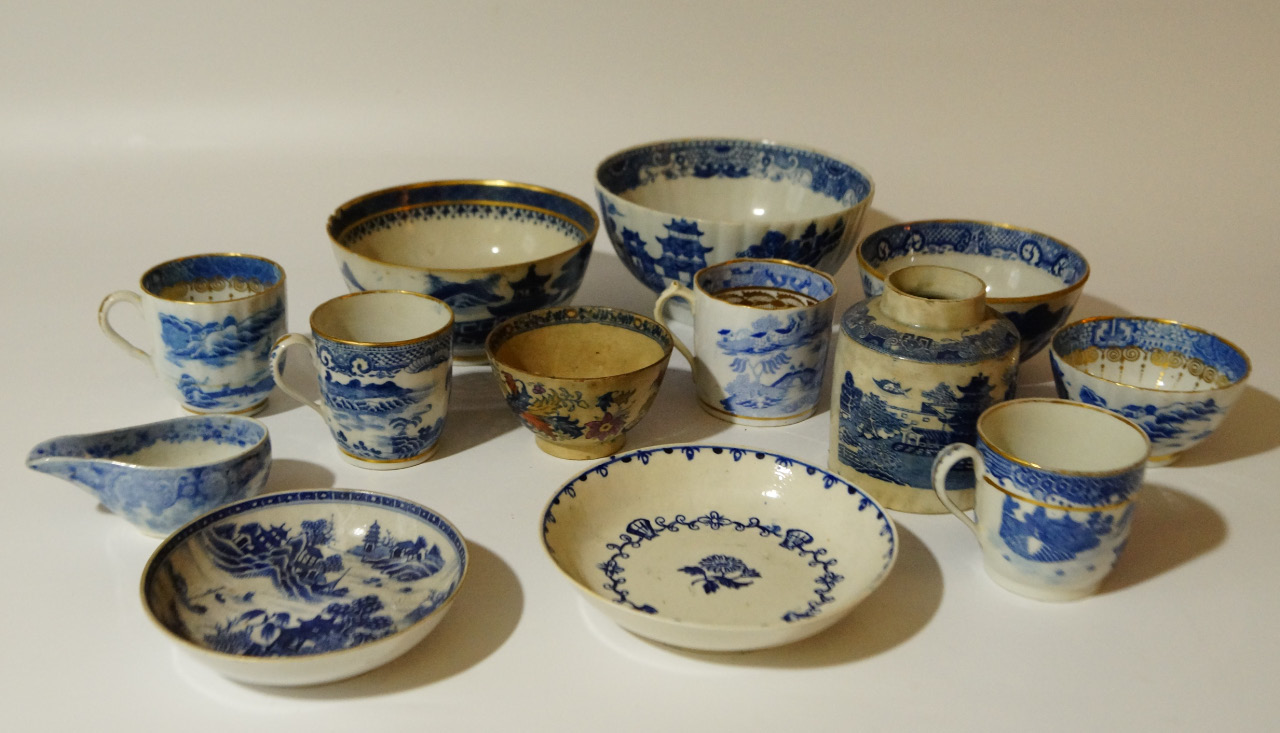 Appraisal: Various blue and white ware etc to include an early