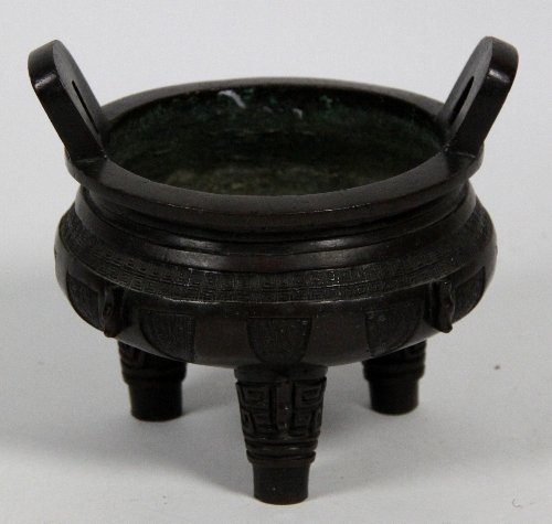 Appraisal: A Chinese bronze censer th Century of archaic form cm