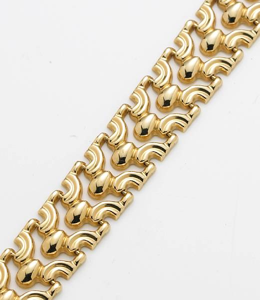 Appraisal: A fourteen karat gold link bracelet length in