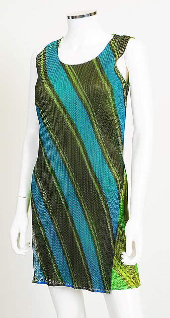 Appraisal: A blue and green Issey Miyake Peats Please shift dress