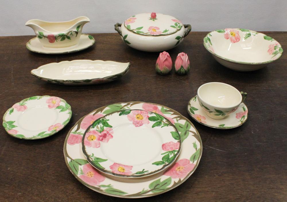 Appraisal: FRANCISCAN DESSERT ROSE DINNERWARE SET pieces comprised of dinner plates