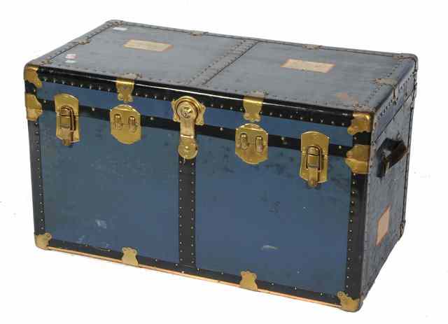 Appraisal: A BRASS MOUNTED TRAVELLING TRUNK with tray to the interior