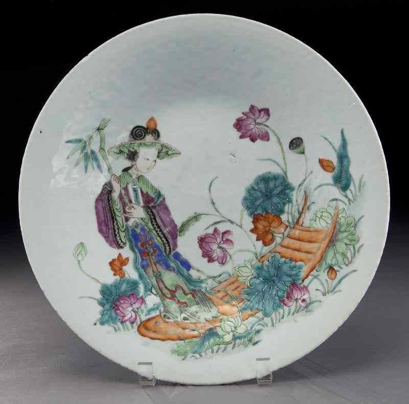 Appraisal: Chinese Qing famille rose porcelain chargerdepicting a lady on a