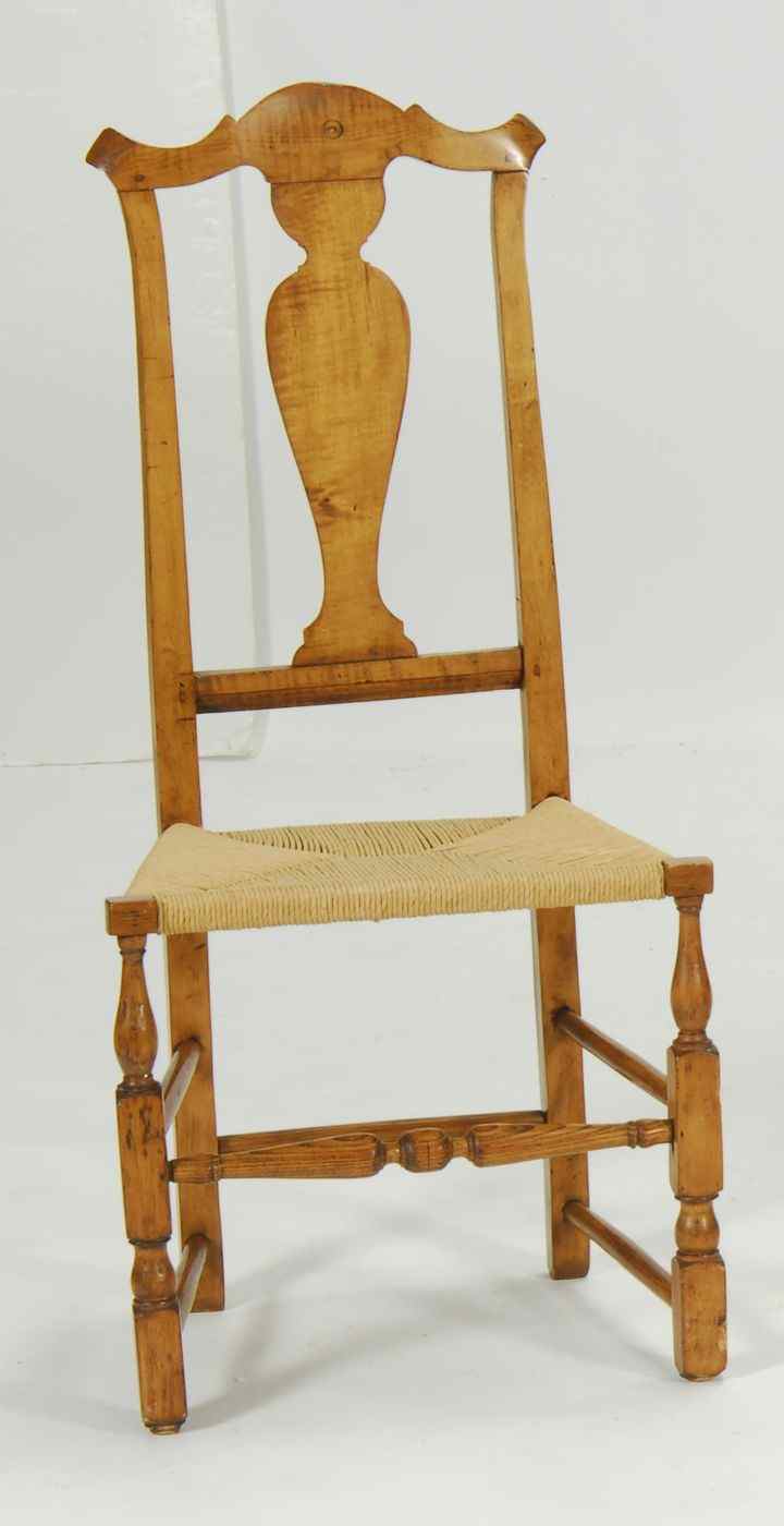 Appraisal: ANTIQUE AMERICAN COUNTRY QUEEN ANNE SIDE CHAIR th CenturyIn tiger