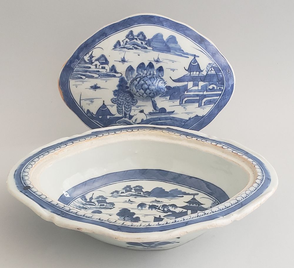 Appraisal: th Century Chinese Canton Blue and White Covered Vegetable Dish