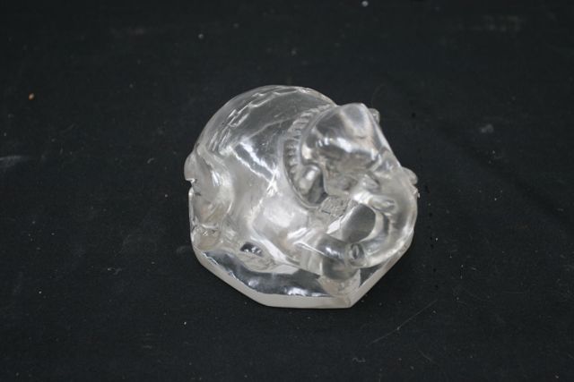 Appraisal: A crystal Mirfiraj in the shape of a crouching elephant