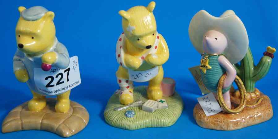 Appraisal: Royal Doulton Winnie The Pooh A Little Tree Trimmimg is