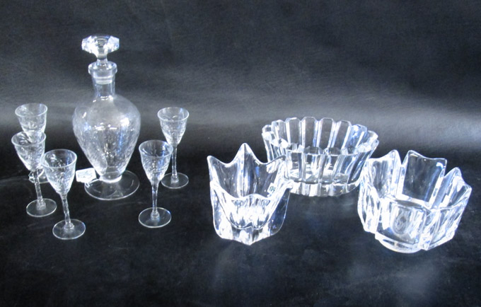 Appraisal: ASSORTED CRYSTAL TABLEWARE nine pieces -piece decanter and cordial set