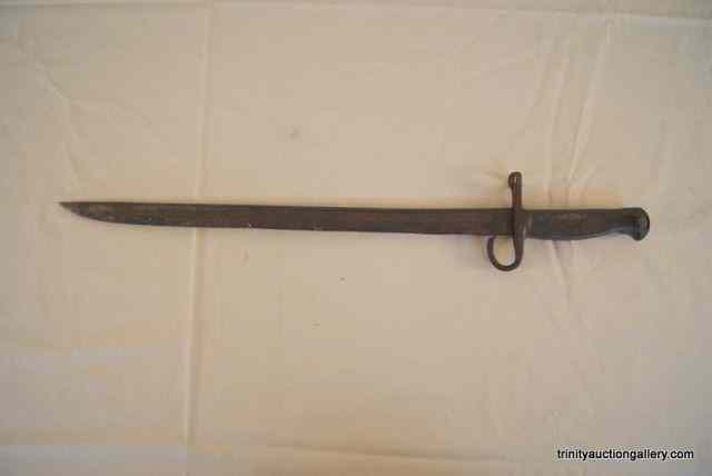 Appraisal: WW II Japanese mm Military Rifle BayonetThis is for a