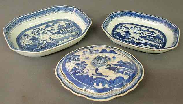 Appraisal: Three pieces of Canton porcelain- covered vegetable dish h x