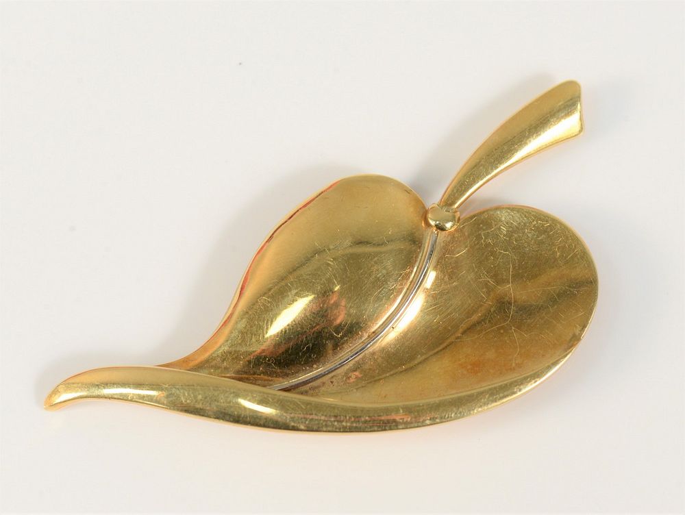 Appraisal: Karat Gold Leaf Brooch grams Karat Gold Leaf Brooch grams