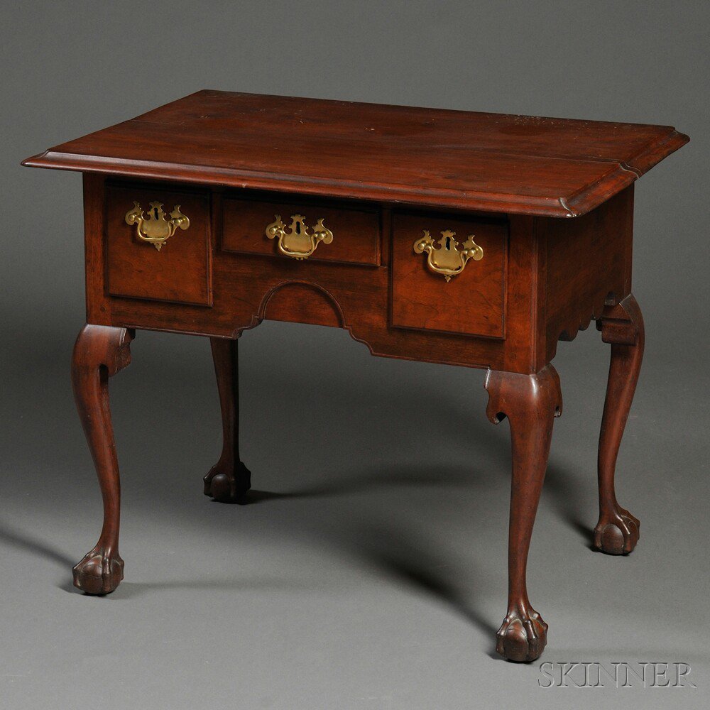 Appraisal: Chippendale Carved Walnut Dressing Table probably eastern Pennsylvania mid- th