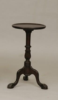 Appraisal: Chippendale-Style Tripod Wine Table