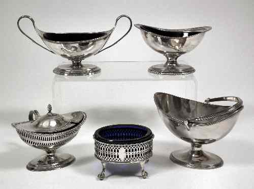 Appraisal: A George III silver oval salt with gadrooned rim and