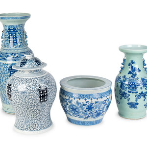 Appraisal: Four Chinese Blue and White Porcelain Articles TH CENTURY comprising