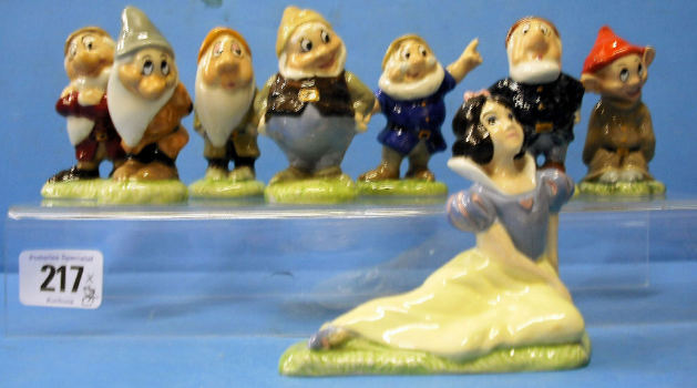 Appraisal: Wade Set of Figures Snow White and the Severn Dwarfs