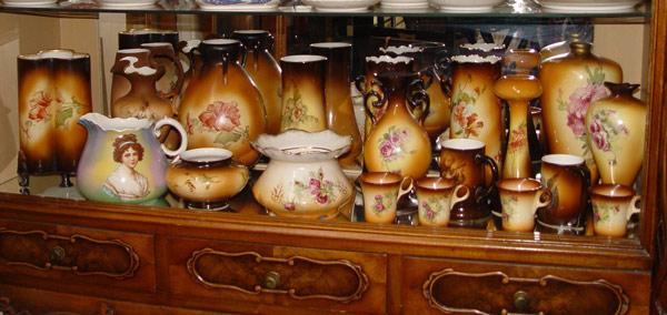 Appraisal: PIECE COLLECTION OF WARWICK CHINA A variety of shapes and