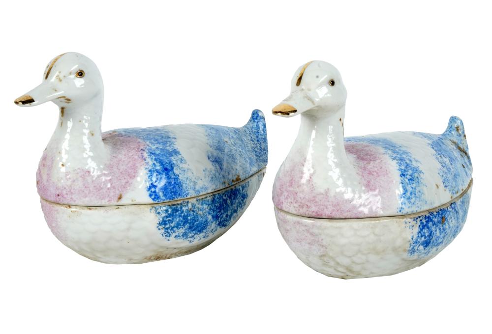 Appraisal: PAIR OF CHINESE PORCELAIN DUCK-FORM COVERED BOWLSunsigned Dimensions x x