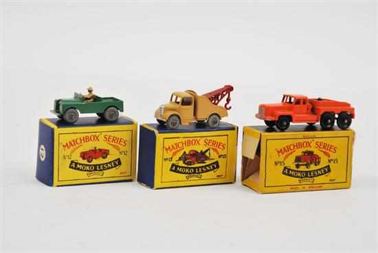 Appraisal: THREE MATCHBOX - SERIES MODELS INCLUDING A LAND ROVER TYPE