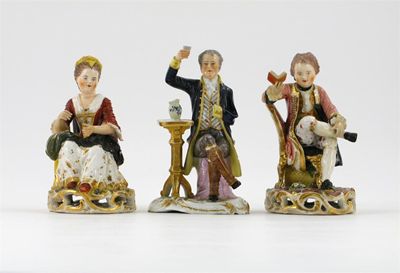 Appraisal: A pair of Derby figures of a young dandy and