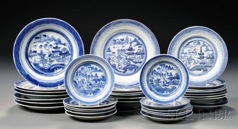 Appraisal: Assembled Set of Thirty-four Canton Porcelain Plates China late th