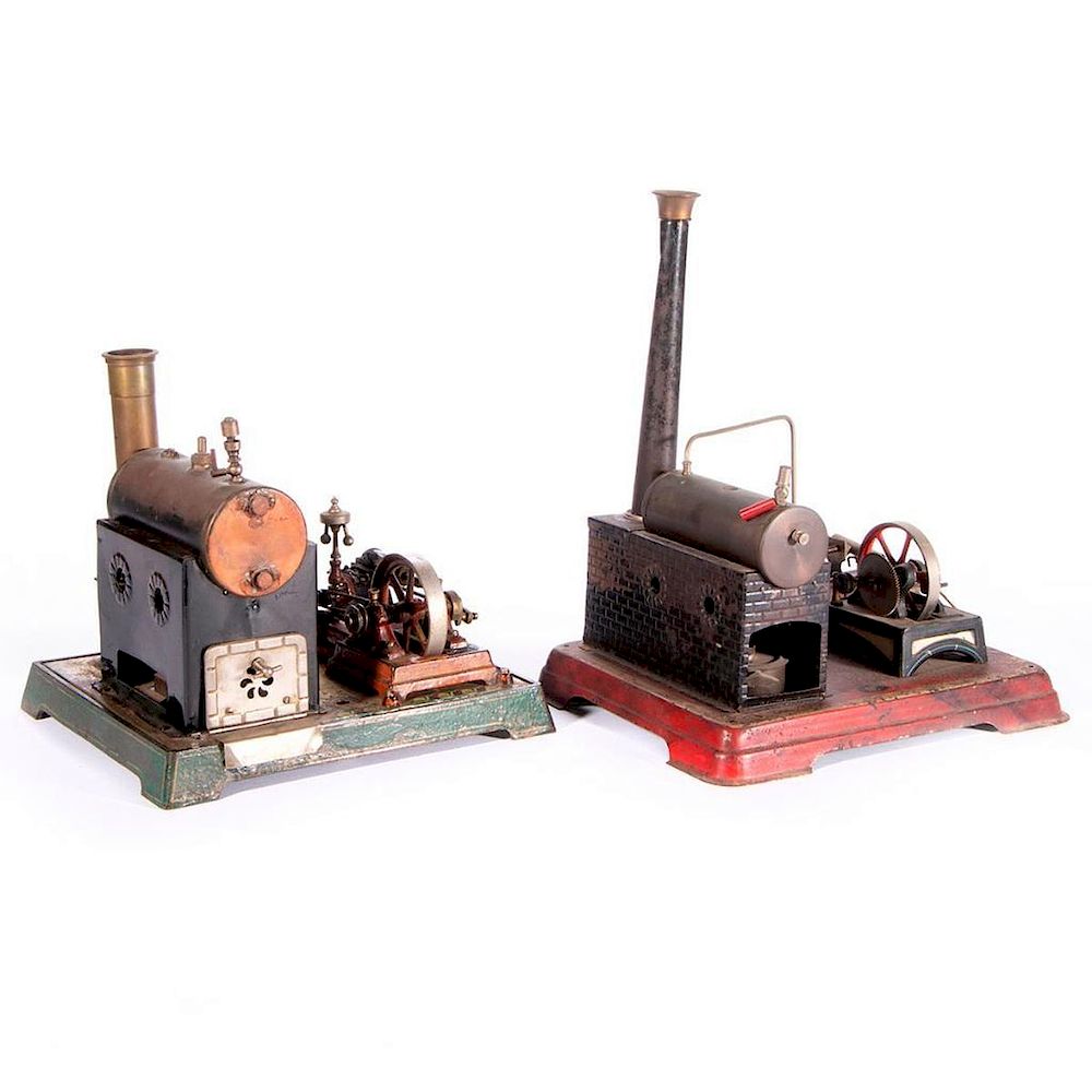 Appraisal: Two vintage model steam engines Two early th century German