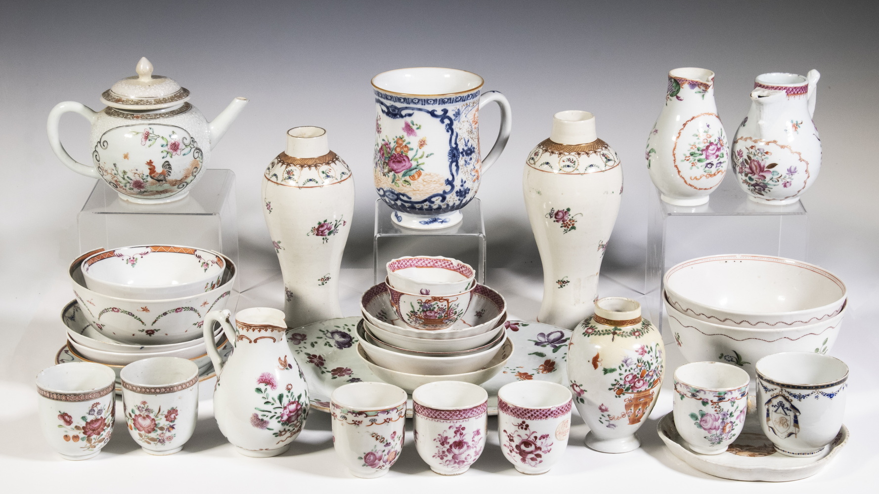 Appraisal: CHINESE EXPORT PORCELAIN COLLECTION Lot of Pieces of Assorted th