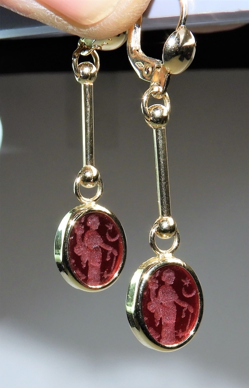 Appraisal: PR K GOLD INTAGLIO CUT RED CAMEO GLASS EARRINGS Italy